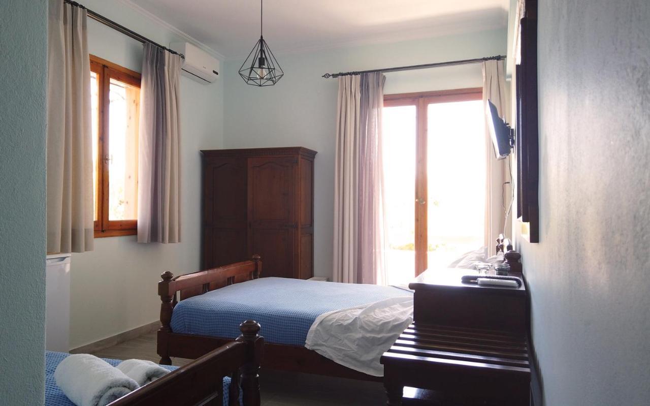 Fistiki Rooms Agia Marina  Exteriér fotografie