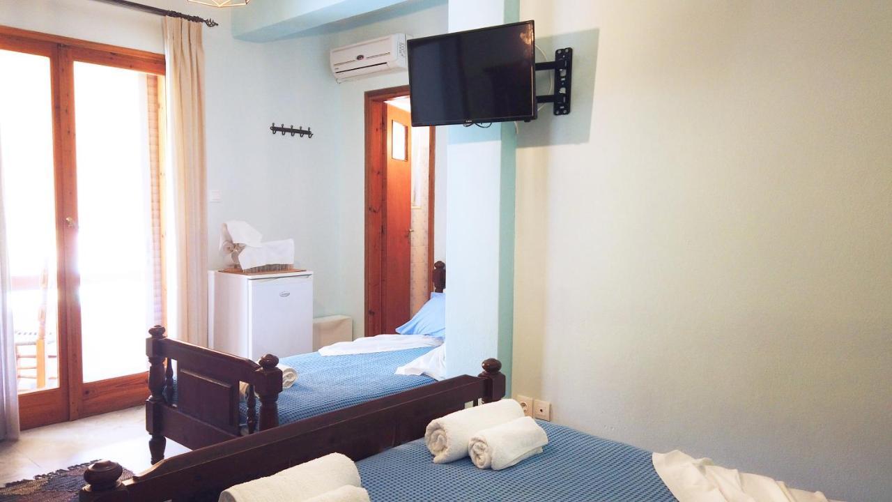 Fistiki Rooms Agia Marina  Exteriér fotografie